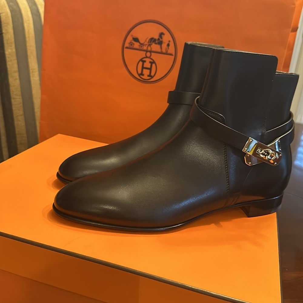Hermes’ Neo Ankle Boot